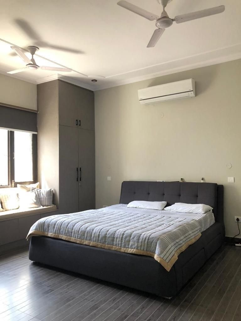 Independent house, Semifurnished Duplex Available for Rent in DLF Phase-I